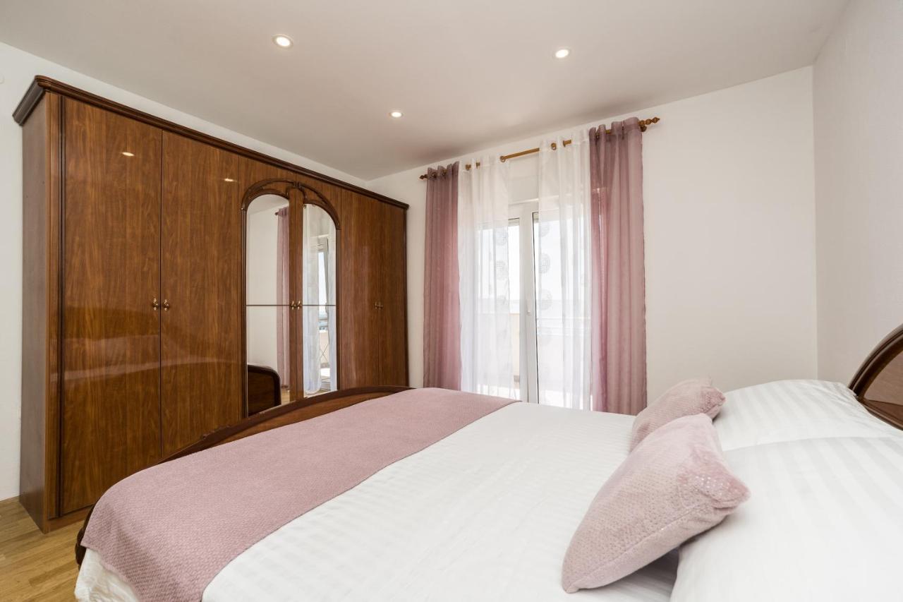 Apartmani Tomeri スタリグラード エクステリア 写真