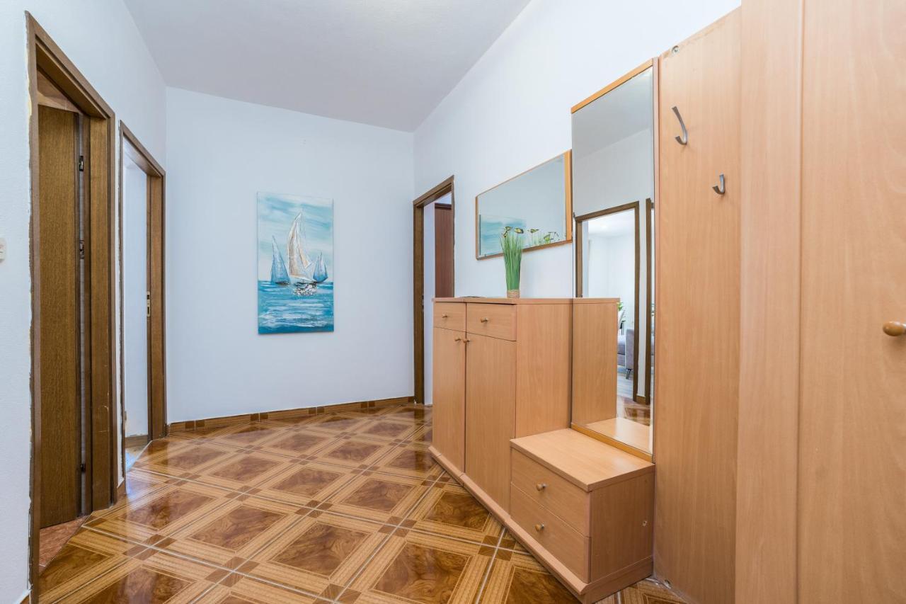 Apartmani Tomeri スタリグラード エクステリア 写真