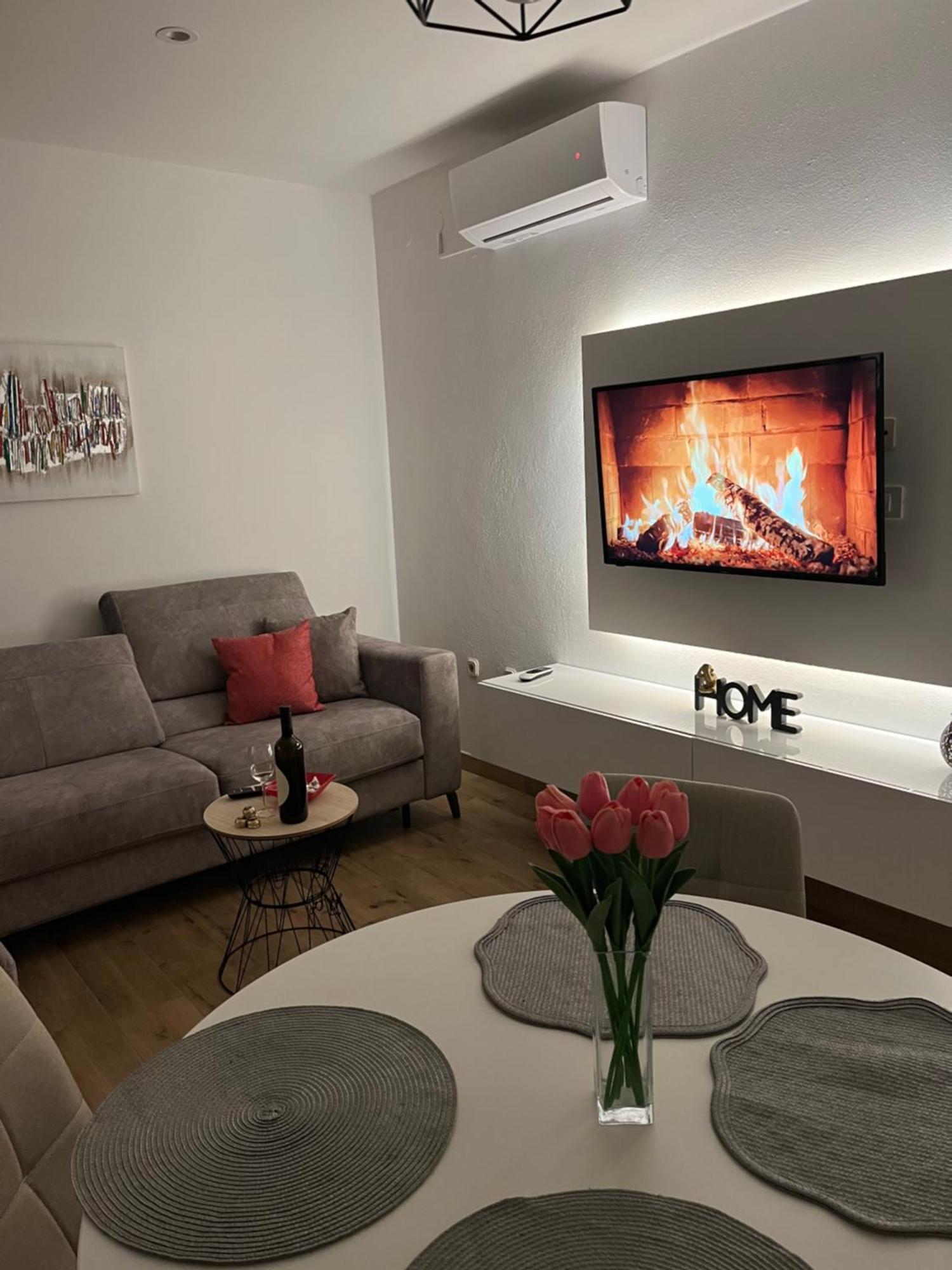Apartmani Tomeri スタリグラード エクステリア 写真